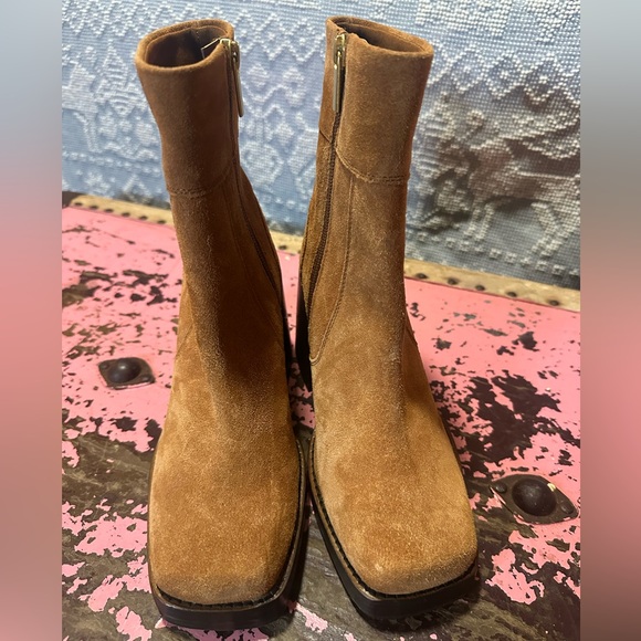 ASOS Women’s Suede boots with platform heels sz 7 - NEW - Picture 4 of 12